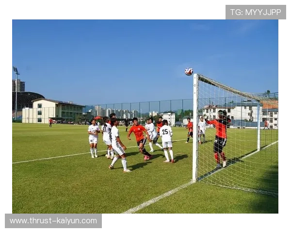 酒泉市足球星级联赛全面开赛 各支球队激烈角逐争夺荣誉与未来